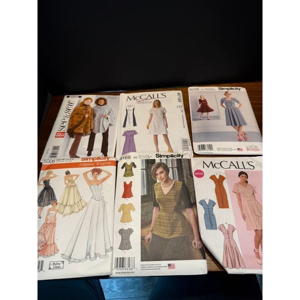 Lot of 6 Women’s Sewing Patterns Simplicity McCall's See & Sew